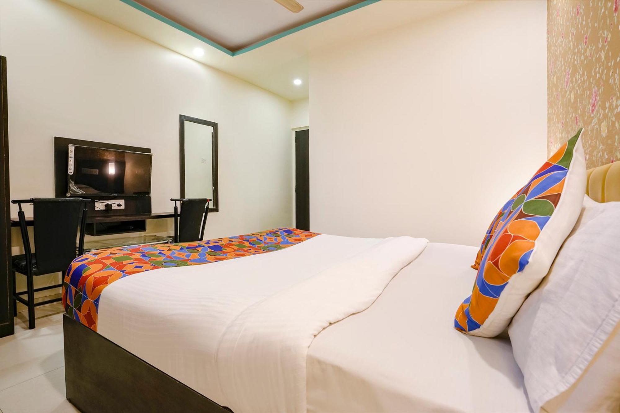 Fabhotel Sai Vihar Kolshet Luaran gambar