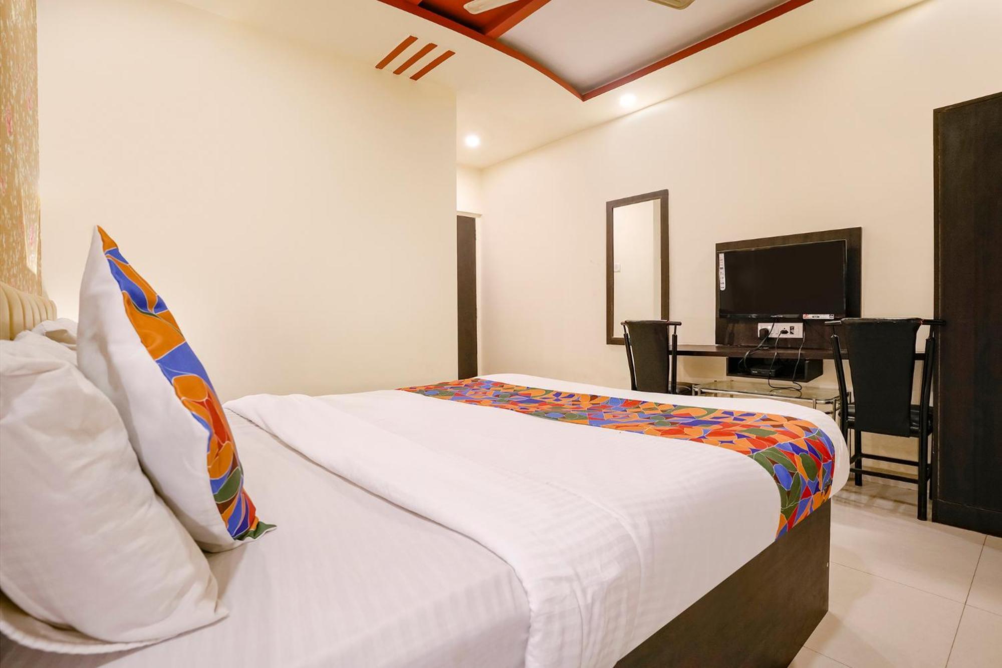 Fabhotel Sai Vihar Kolshet Luaran gambar
